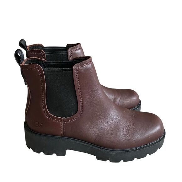 UGG Markstrum Chelsea Boots Women 8 Burgundy Leather Chunky Platform Waterproof - Picture 1 of 5